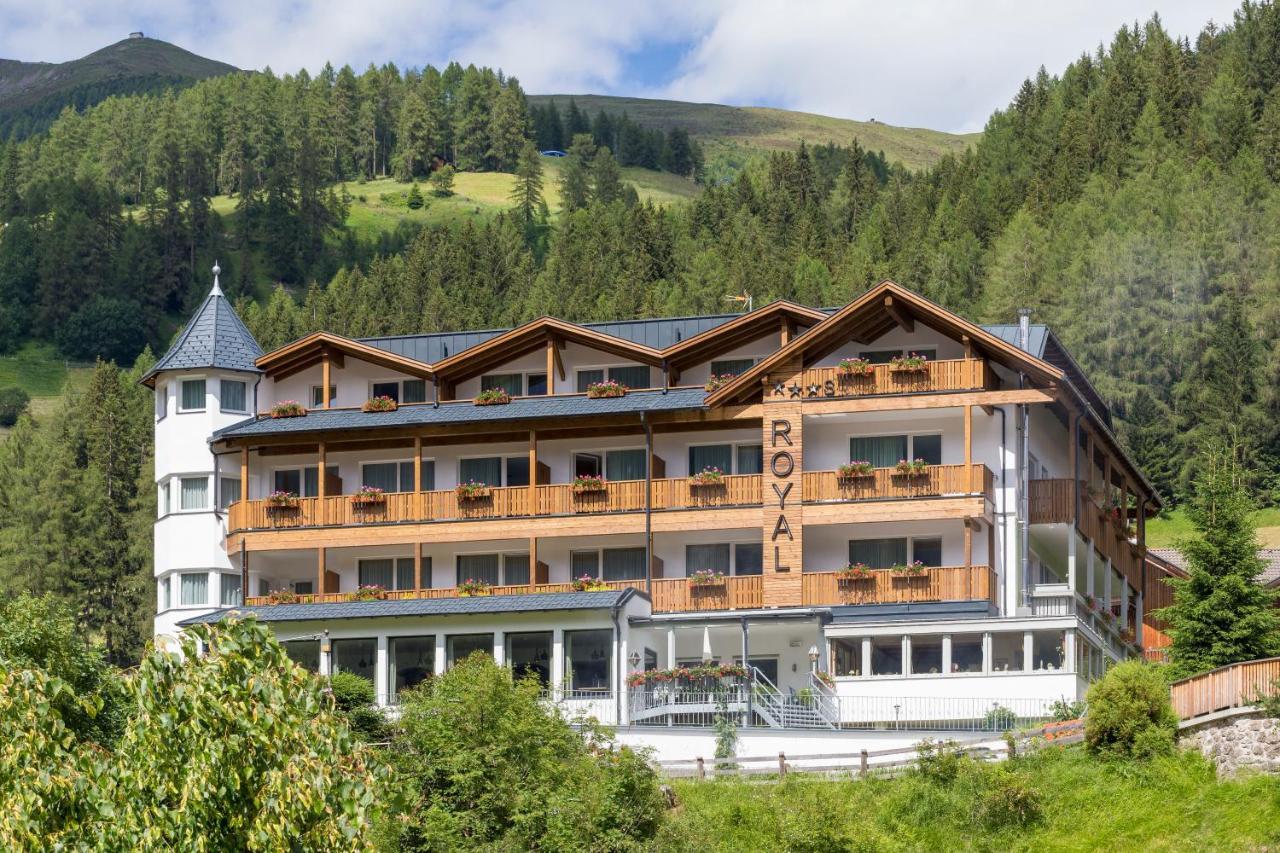 Royal Und Ferienhaus Annabel Szálloda 3*